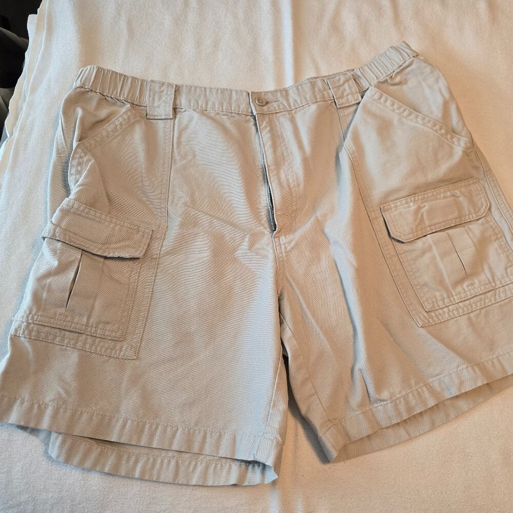 Savane Men Cargo Shorts Size 42 Khaki Utility Outdoor Casual GUC Big Tall Work.